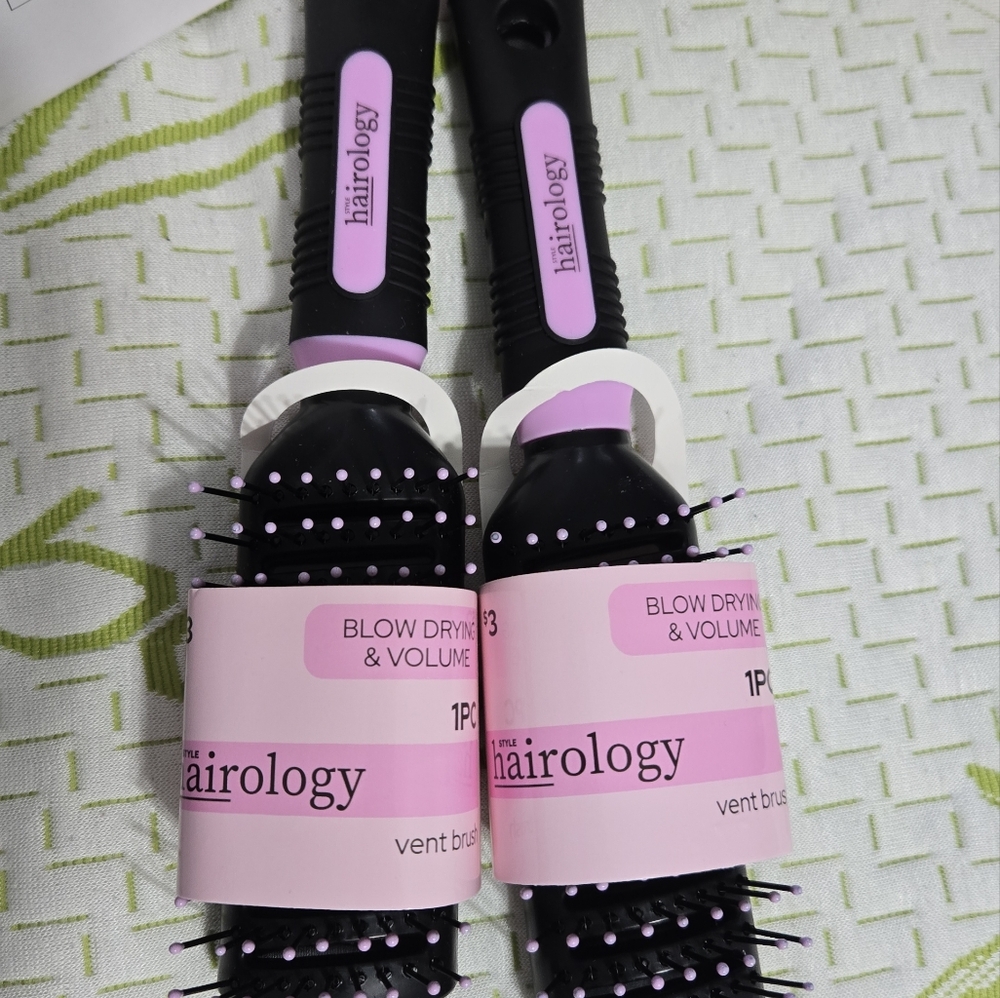 Clothing , Jewelry ,Footwear , Lingerie And Cosmetic